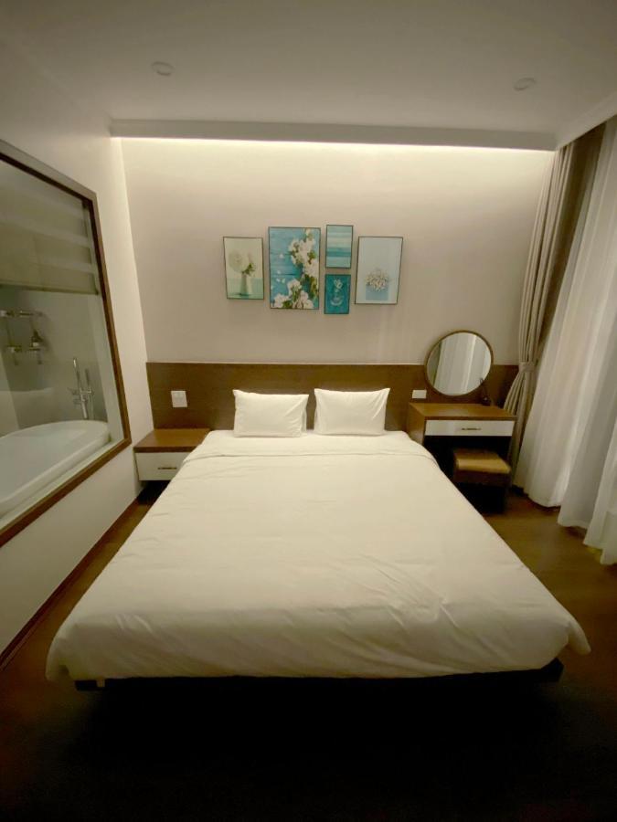 Moonlight Hotel ハロン エクステリア 写真